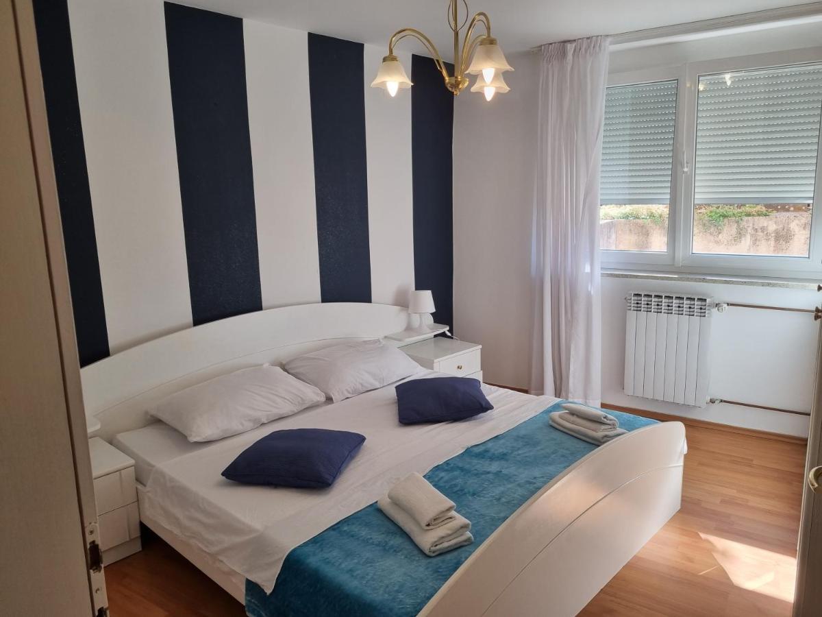 Ferienwohnung Moro Vrbnik 2 Exterior foto